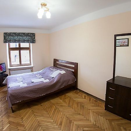 Квартира В Центрі На Вулиці Вірменській 12 Є Дві Спальні Двуспальні Ліжка Lviv Eksteriør bilde
